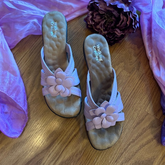 Walking Cradles Slip on Sandals Periwinkle Lavendar Size 7N - Picture 12 of 12